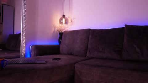 Snapshot of isabela_franco_ chatting on 06-22-26, 11:51 Isabela online show from 06-22-26, 11:51