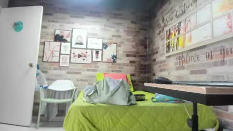 Isabela online show from 06-20-26, 12:08