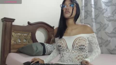 Snapshot of isabela_kity chatting on 10-31-25, 05:52 isabela_kity online show from 10-31-25, 05:52