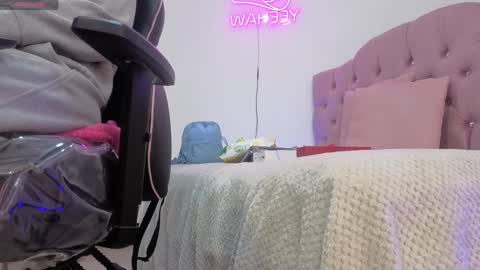 ISABELA  online show from 04-07-26, 11:32