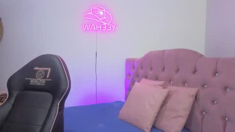 Snapshot of isabela_tay chatting on 04-21-26, 11:38 ISABELA online show from 04-21-26, 11:38
