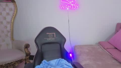 Snapshot of isabela_tay chatting on 05-27-26, 11:51 ISABELA online show from 05-27-26, 11:51