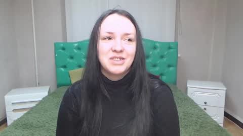 IsabelBlackberry online show from 12-15-24, 06:07