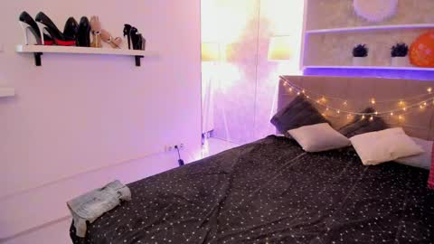 Snapshot of isabelkiss chatting on 04-23-26, 05:41 IsabelKiss online show from 04-23-26, 05:41