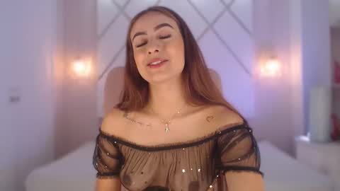 Snapshot of isabella__shine chatting on 09-10-25, 01:55 Isa online show from 09-10-25, 01:55