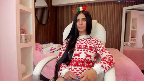 Isabella Cooper online show from 12-08-24, 11:29