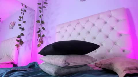   online show from 11-07-25, 10:10