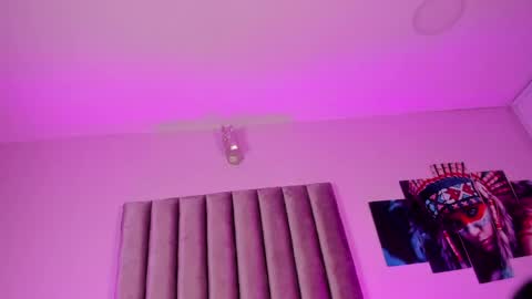   online show from 04-22-26, 05:21