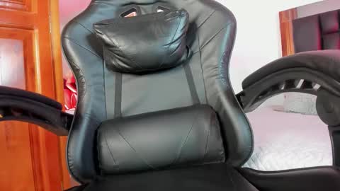 Isabella Moon9 online show from 02-20-26, 12:16