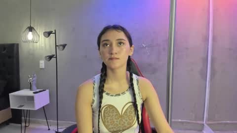 Snapshot of isabella_nowa chatting on 01-19-26, 11:03 Isabella Nowa online show from 01-19-26, 11:03