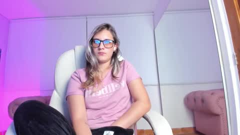 Isabella Rros online show from 02-27-25, 09:22