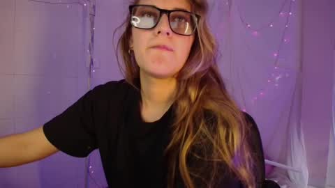 Isabella Rros online show from 02-16-26, 07:10