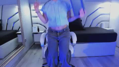 Snapshot of isabella_santamaria chatting on 11-23-25, 03:06 Isa online show from 11-23-25, 03:06