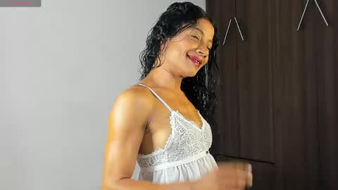 Isabella online show from 06-02-26, 10:01