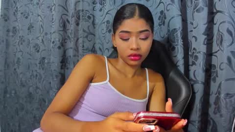 isabella online show from 03-26-26, 01:55