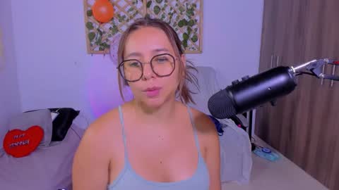 Isabella online show from 03-15-26, 08:15