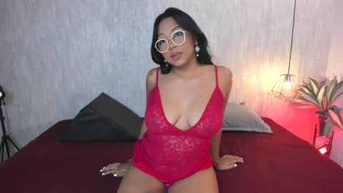 isabella zc online show from 01-14-25, 11:42