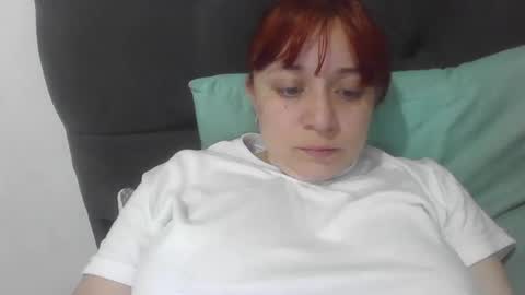 Snapshot of isabellaa_hills_ chatting on 11-28-25, 01:47 isabellaa_hills_ online show from 11-28-25, 01:47