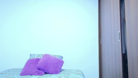 isabellaa_smith03 online show from 06-03-26, 11:02