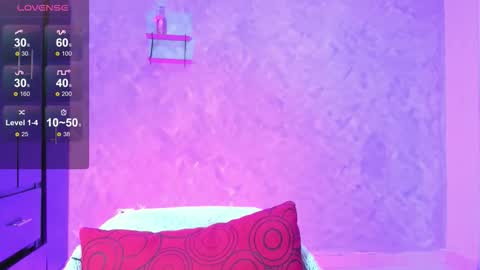 Instagram soybella01  online show from 03-18-26, 04:21