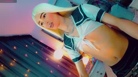 isabellagirs online show from 05-21-26, 05:58