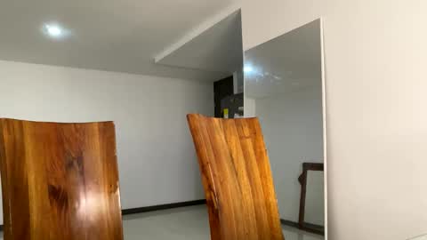 Snapshot of isabellakoffs chatting on 01-11-25, 05:20 Isabella.. back again online show from 01-11-25, 05:20