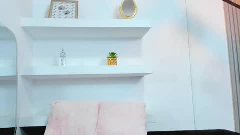 Snapshot of isabellamonet chatting on 09-22-25, 07:16 isabellamonet online show from 09-22-25, 07:16