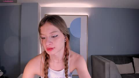 Isabella Moretti online show from 03-01-26, 04:03