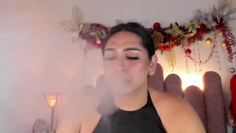 Snapshot of isabellas_smith chatting on 12-17-24, 03:50 Martina IG martissmith01 online show from 12-17-24, 03:50