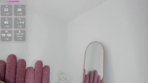 Snapshot of isabellas_smith chatting on 01-23-25, 08:13 Martina IG martissmith01 online show from 01-23-25, 08:13