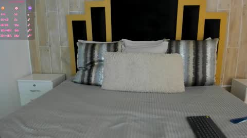    online show from 12-14-25, 07:40