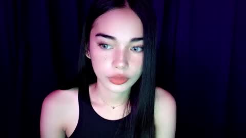 Snapshot of isabelle_willis chatting on 11-22-25, 08:24 Isabelle online show from 11-22-25, 08:24