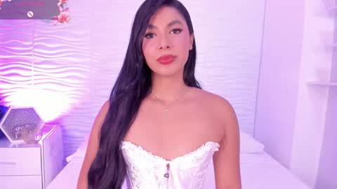 Snapshot of isabellefoxx chatting on 11-03-25, 09:59 Isa online show from 11-03-25, 09:59