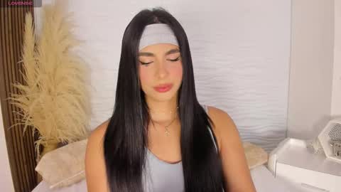 Isa online show from 12-17-25, 10:16