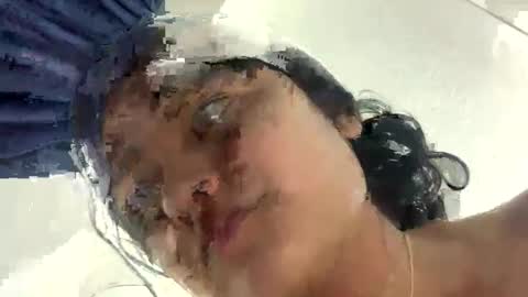 Snapshot of isabelprietoo chatting on 03-06-25, 02:09 Isa online show from 03-06-25, 02:09