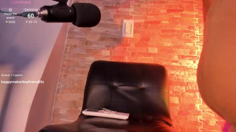 Isabel M online show from 01-31-25, 08:01