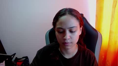 ISADORA online show from 02-24-26, 07:12