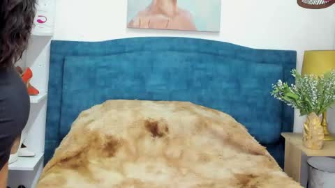 Snapshot of isadoravex chatting on 05-02-26, 07:41 Isabel online show from 05-02-26, 07:41