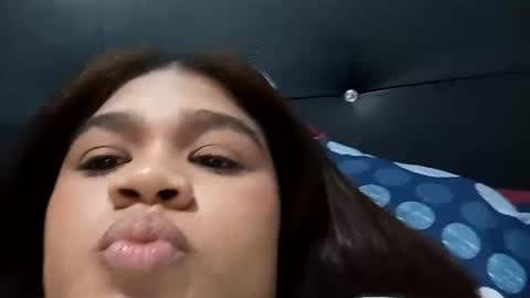 Isa online show from 10-14-25, 02:45