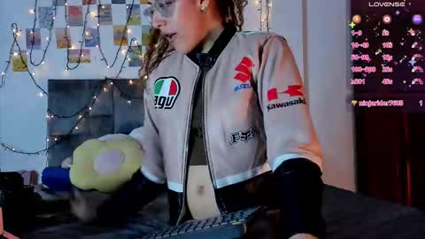 Isabela  online show from 02-03-26, 06:22