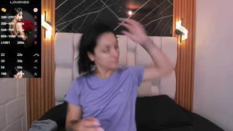 isabel  online show from 09-27-25, 11:48