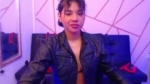 Snapshot of ise_lunny chatting on 06-13-26, 03:59 isabela online show from 06-13-26, 03:59