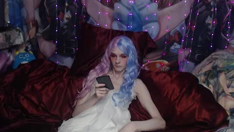 Sele online show from 10-30-25, 11:16