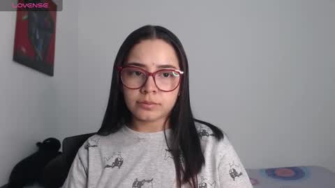 Snapshot of isemma chatting on 12-30-24, 03:25 Emma online show from 12-30-24, 03:25