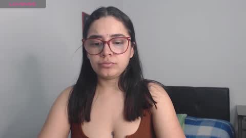 Snapshot of isemma chatting on 02-10-25, 02:30 Emma online show from 02-10-25, 02:30