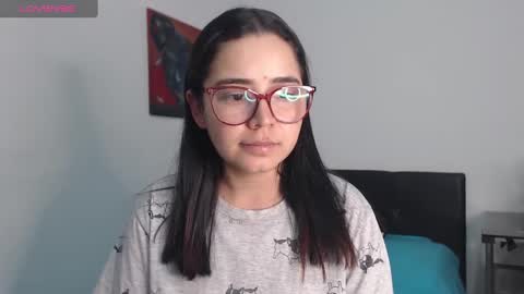 Snapshot of isemma chatting on 02-17-25, 03:25 Emma online show from 02-17-25, 03:25