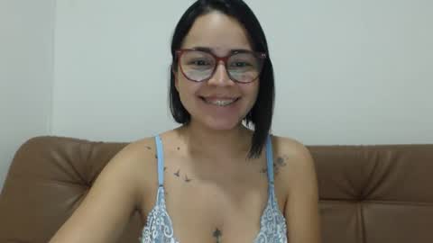 Snapshot of isemma chatting on 09-10-25, 02:44 Emma online show from 09-10-25, 02:44