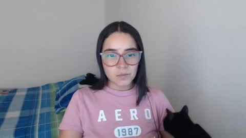 Snapshot of isemma chatting on 12-13-25, 10:15 Emma online show from 12-13-25, 10:15