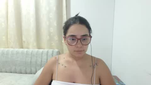 Snapshot of isemma chatting on 03-03-26, 03:01 Emma online show from 03-03-26, 03:01