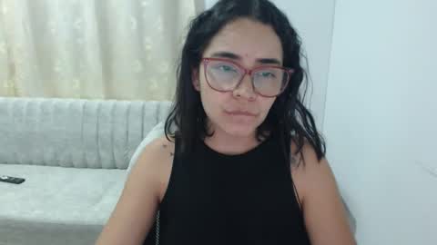 Emma online show from 03-04-26, 03:56